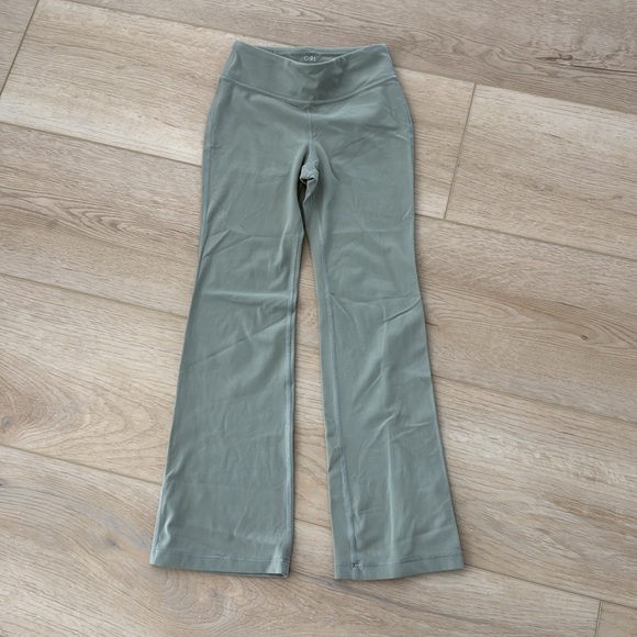 ATHLETA GIRL LEGGINGS FLARE (2) - mauve (pinkish), and green. - Picture 5 of 6